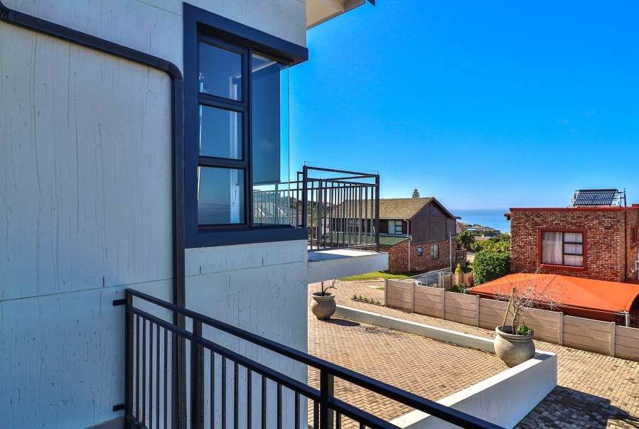 3 Bedroom Property for Sale in Dana Bay Western Cape